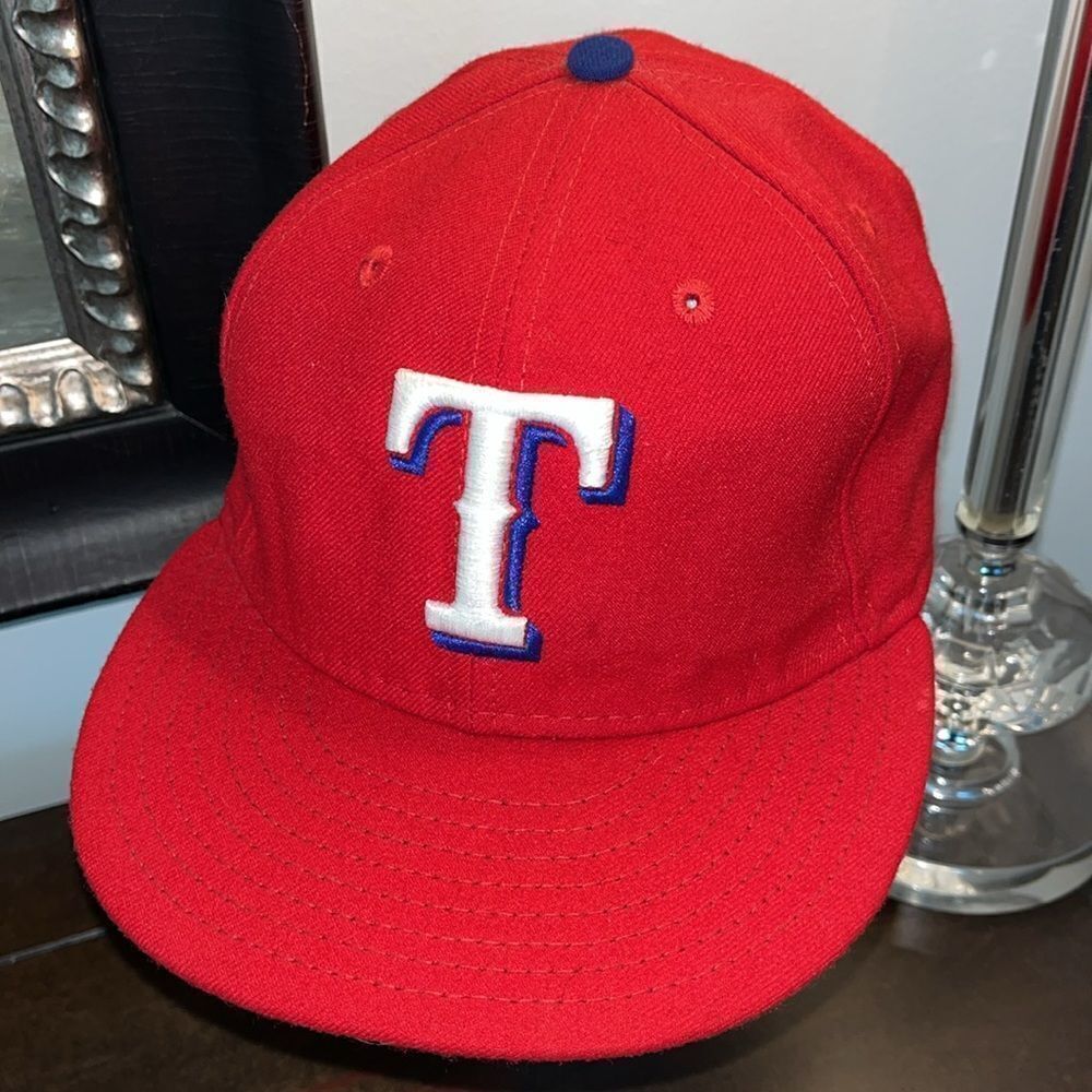 Made in USA Texas Rangers MLB fitted baseball cap hat 7 1/4 Polyester Authentic